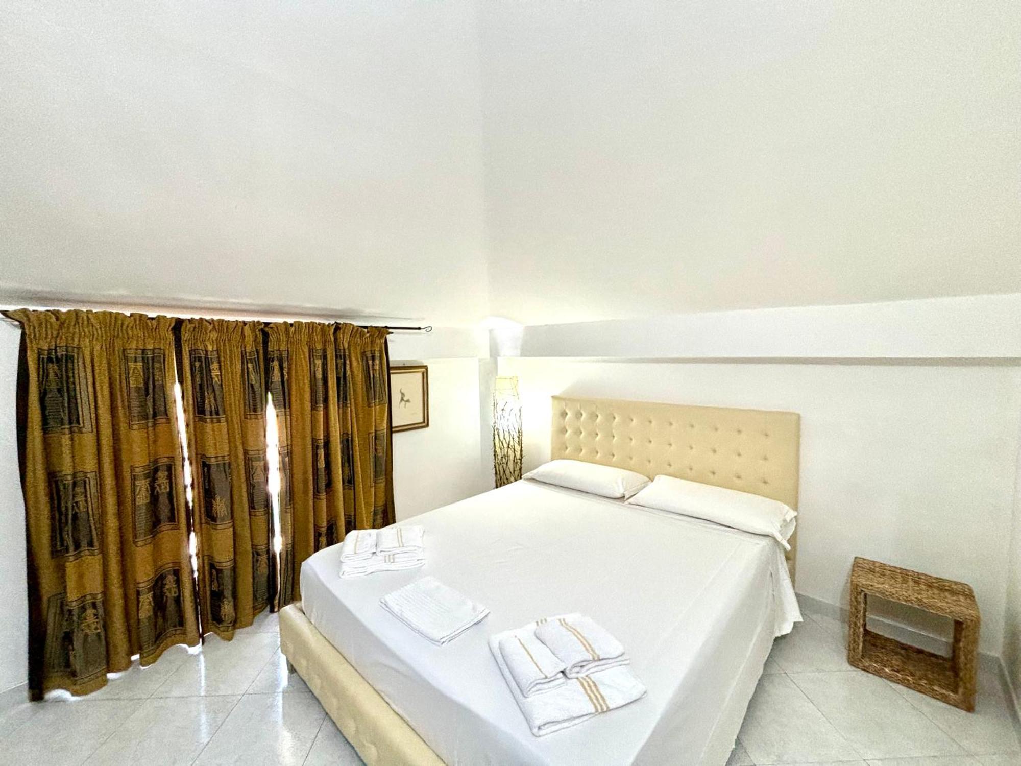 Longlife Isbingias Apartment Каляри Екстериор снимка